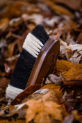 Load image into Gallery viewer, Fur shine brush "FAVO"
