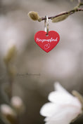 Load image into Gallery viewer, Halfter Anhänger "Herzenspferd"