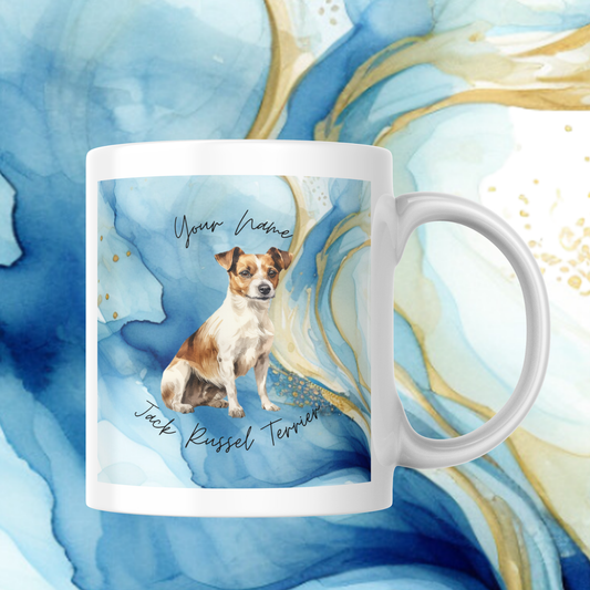 Personalisierte Tasse mit Jack Russell Terrier Motiv und blau-goldenem Aquarell-Hintergrund. Individuelle Namensgestaltung möglich – perfektes Geschenk für Hundefreunde.