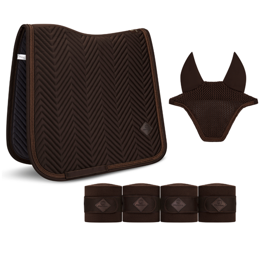 Dressur Set mit Schabracke, Fliegenhaube & Bandagen Pure Chocolate