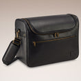 Charger l'image dans la visionneuse de la galerie, Sac de pansage KAJA Midnight Black pour brosses – Equimour
