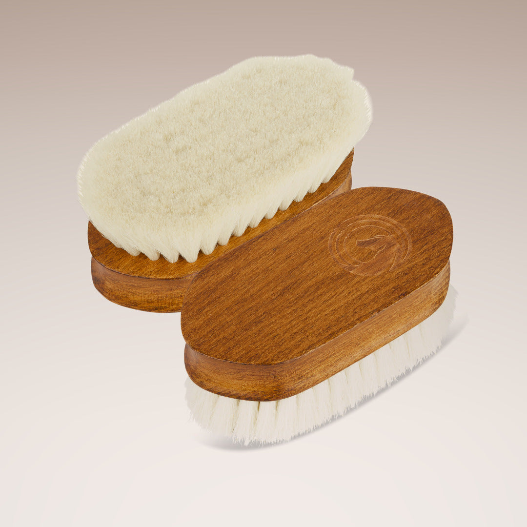 Goat hair face brush MÄXCHEN for horses, wooden – view 5