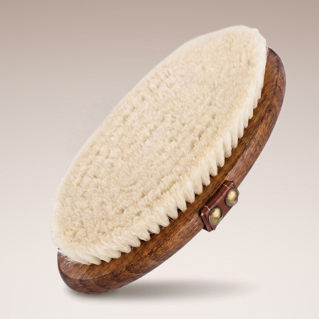 Goat hair finishing brush MO for horses, wooden – Equimour
