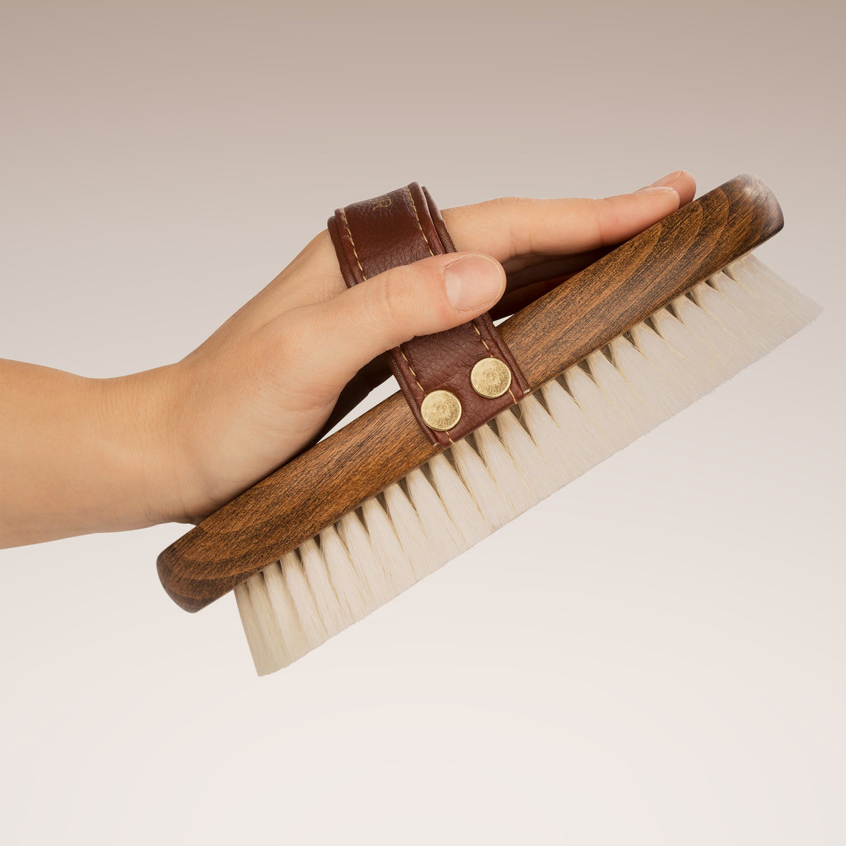 Goat hair finishing brush MO for horses, wooden – view 4
