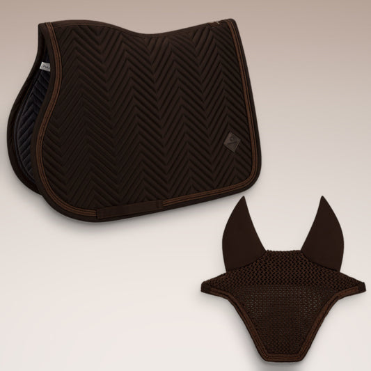 Set de saut Pure Chocolate avec tapis et bonnet – Equimour